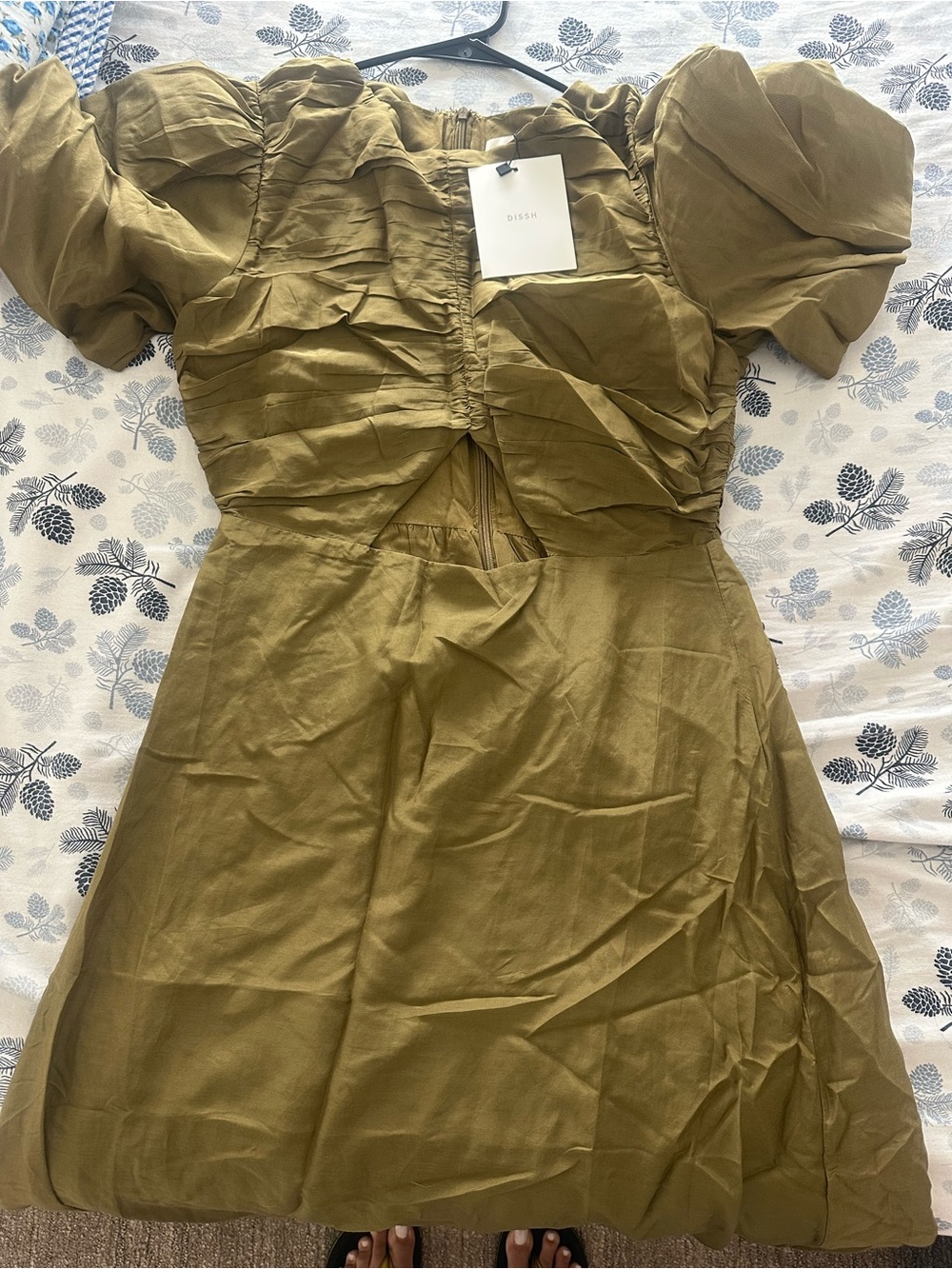 DISSH Olive Green Puff Sleeve Ruched Midi Dress